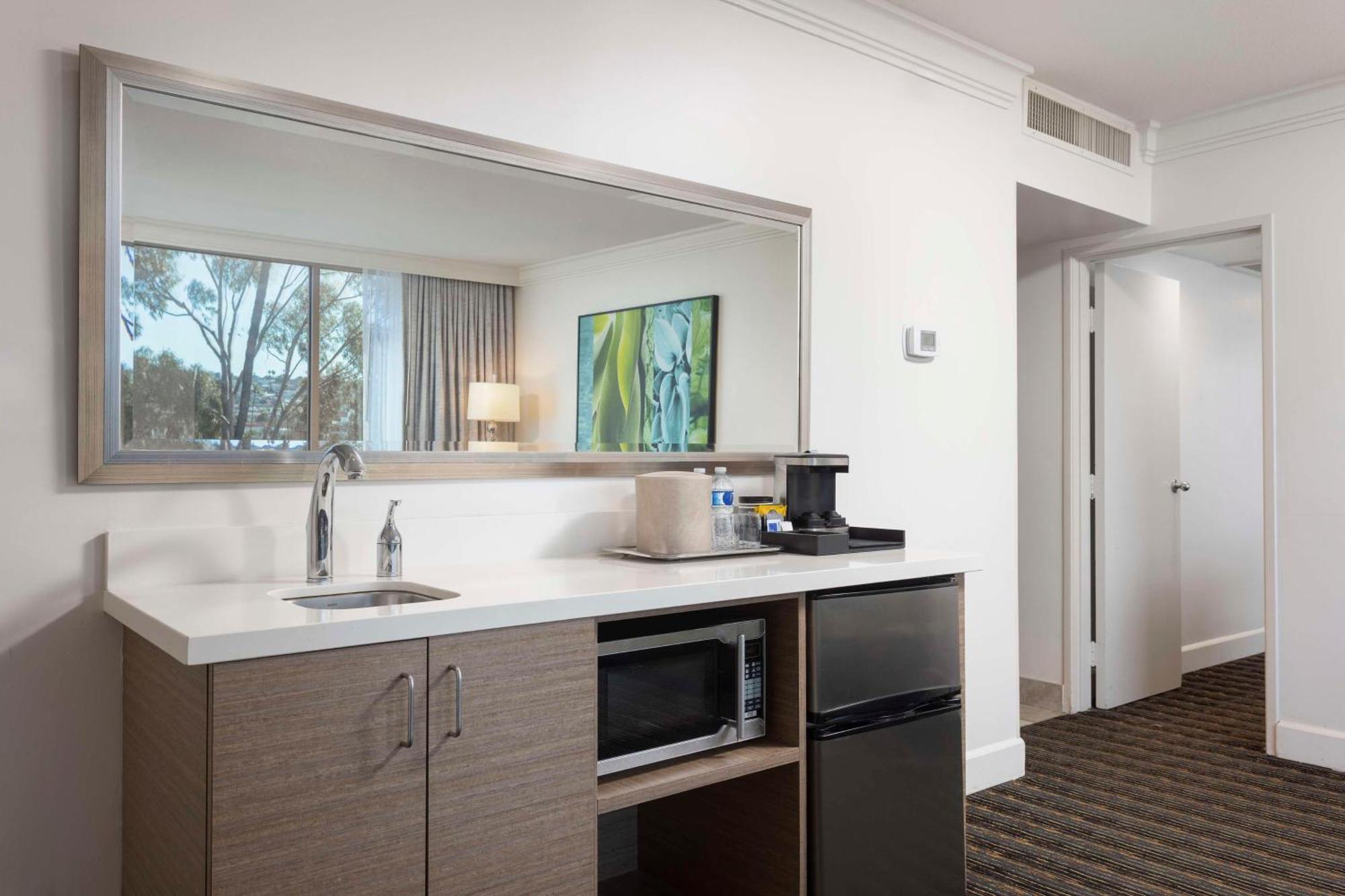 Doubletree By Hilton San Diego Bayside Ngoại thất bức ảnh